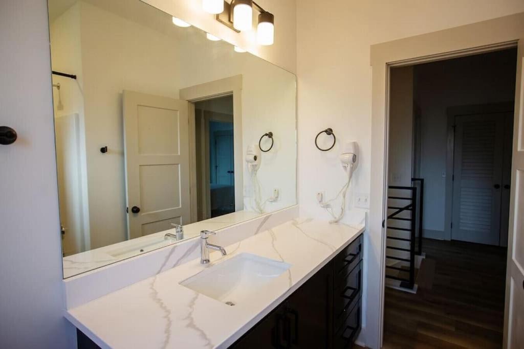 Coral Reef - Brand New Build, Pet Friendly, Private Pool! Sleeps 9! Villa Panama City Beach Kültér fotó